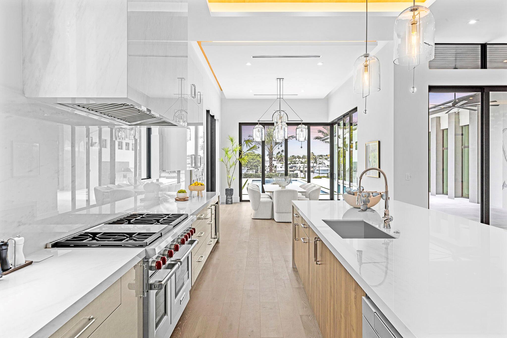 2085 Vitex Lane