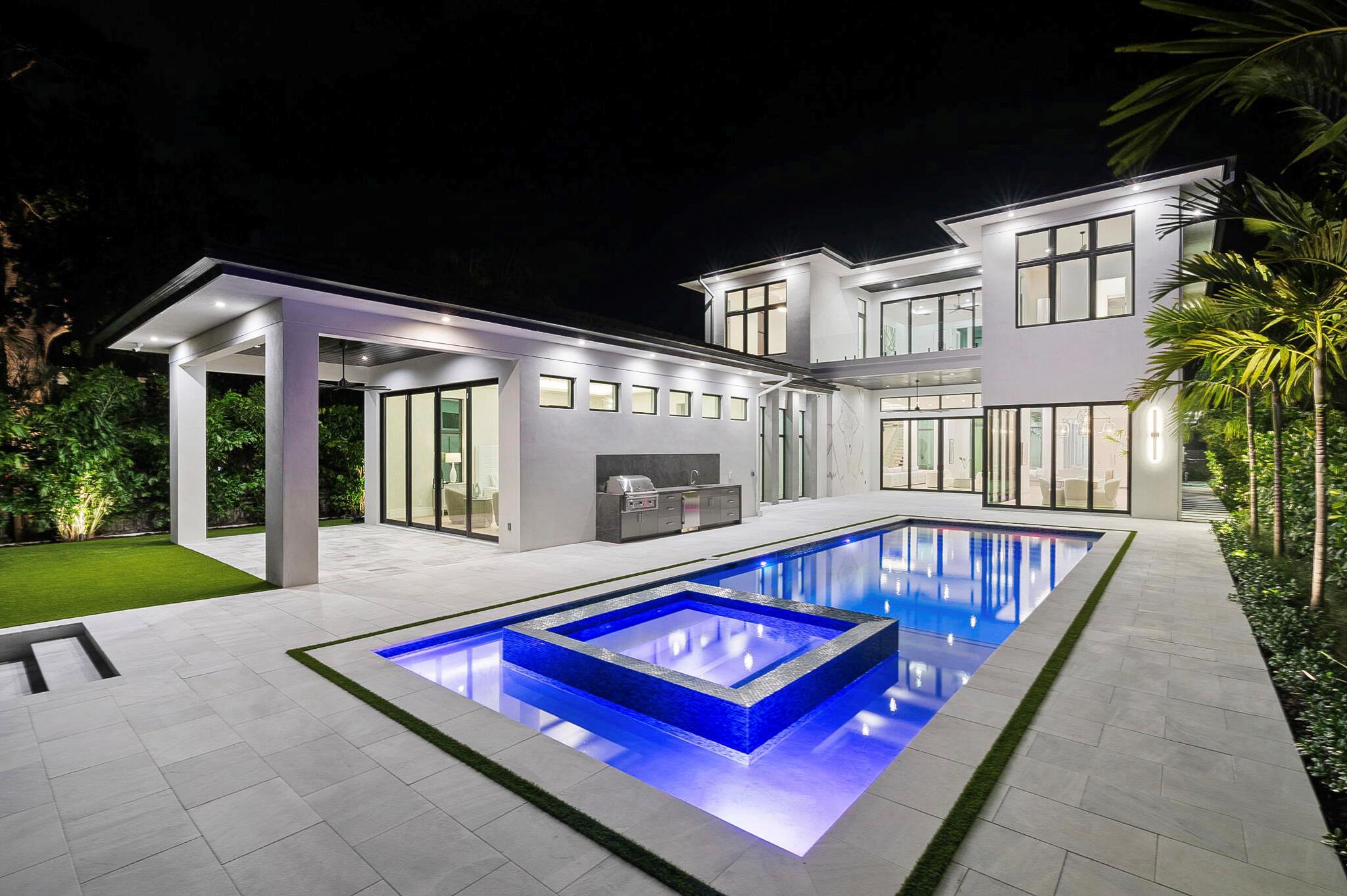 2085 Vitex Lane