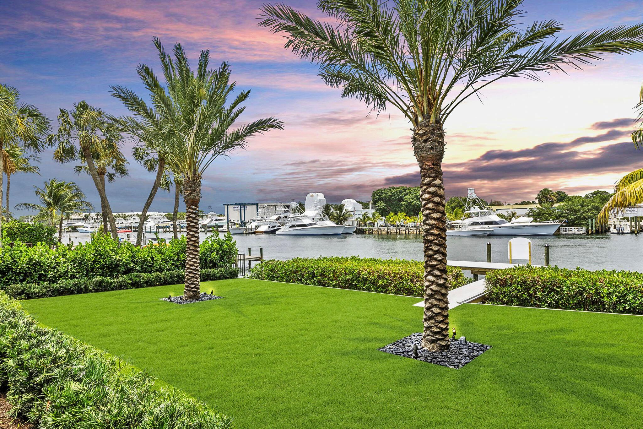 2085 Vitex Lane