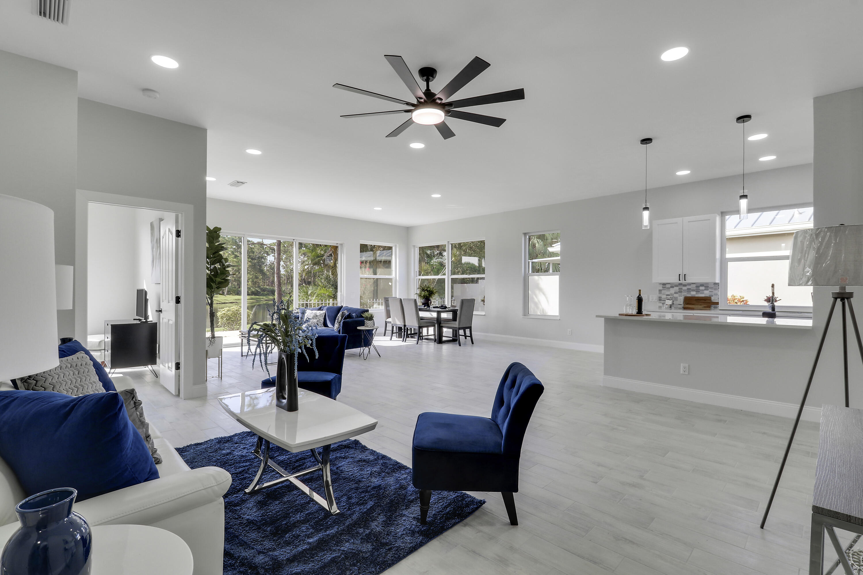 7751 SE Bay Cedar Circle
