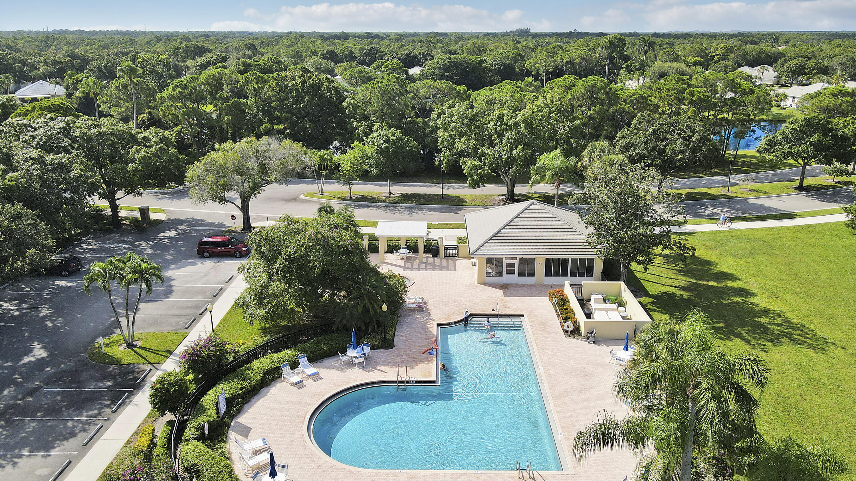 7751 SE Bay Cedar Circle