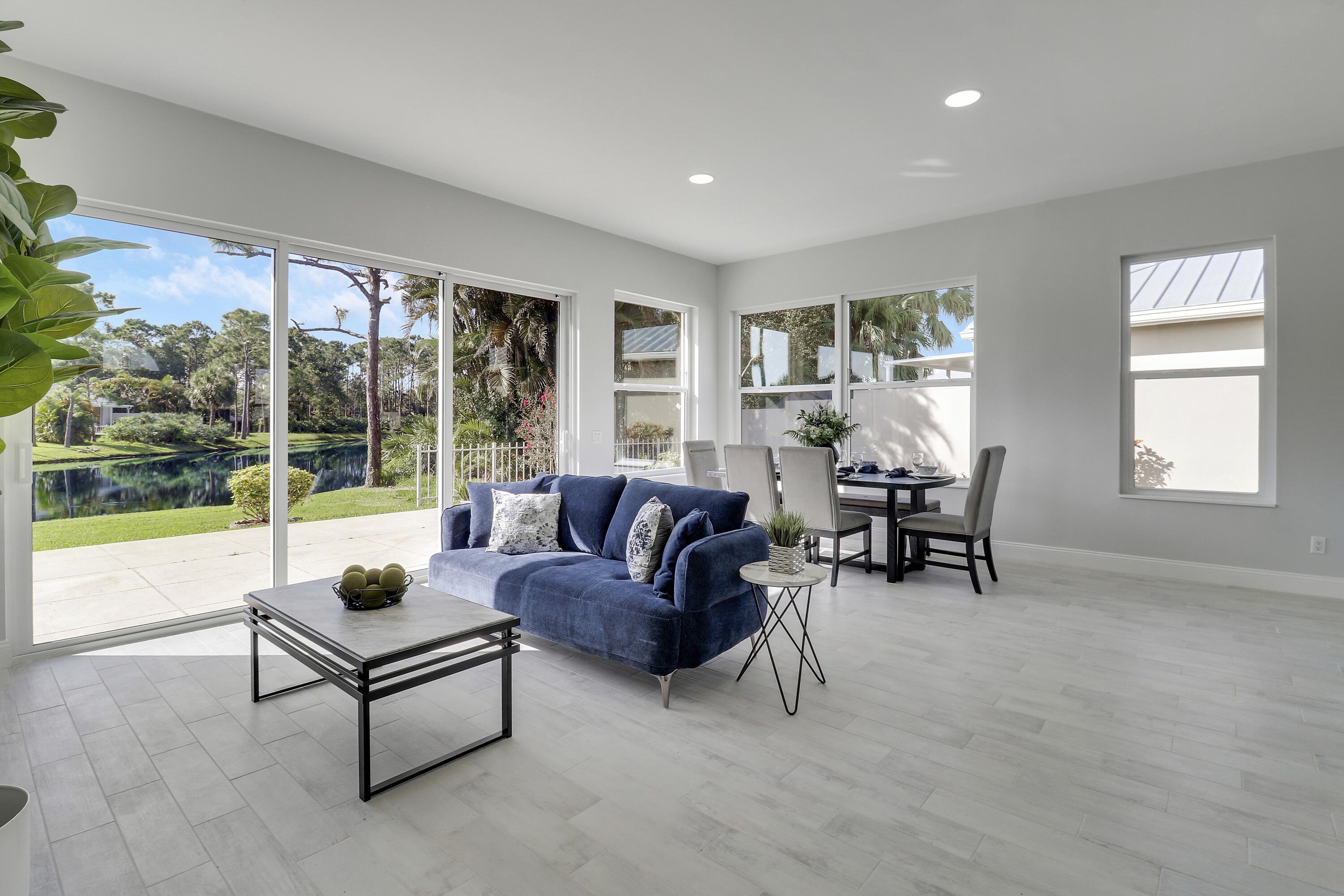 7751 SE Bay Cedar Circle