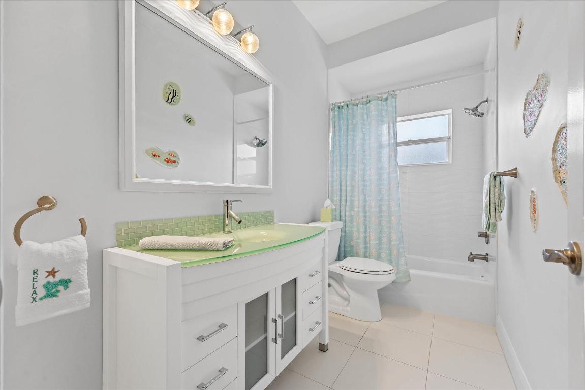 2674 SE Erickson Drive