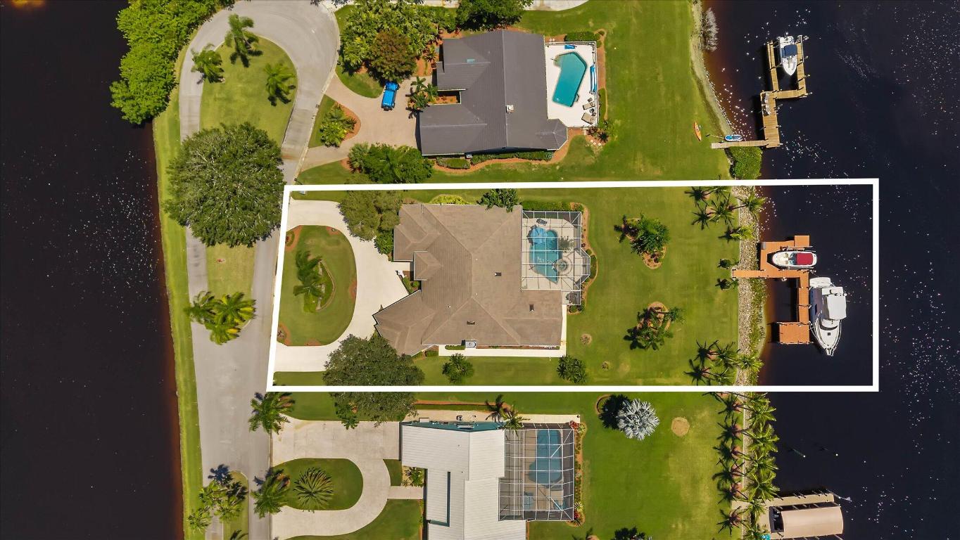 2674 SE Erickson Drive