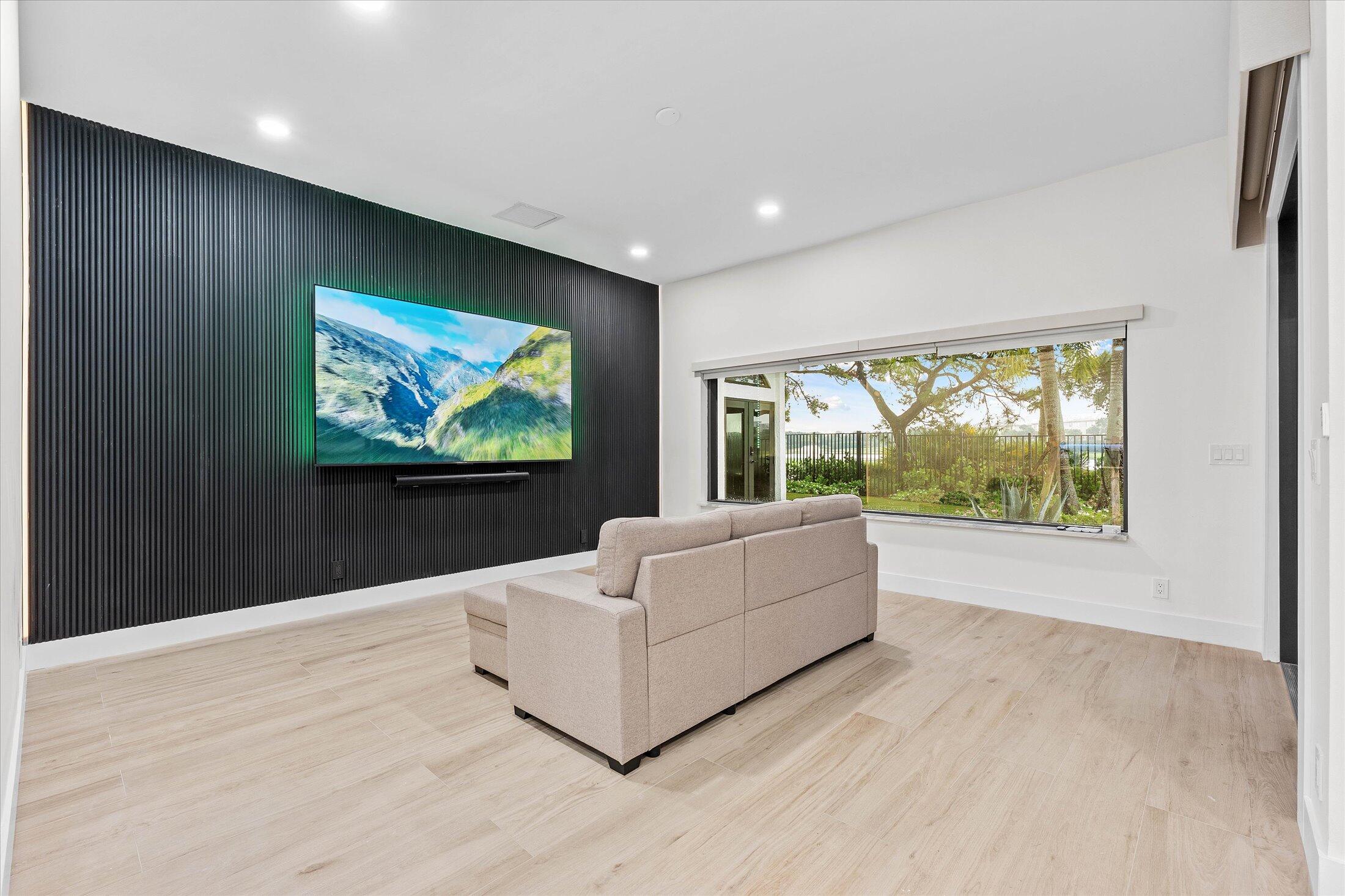 2670 Tecumseh Drive