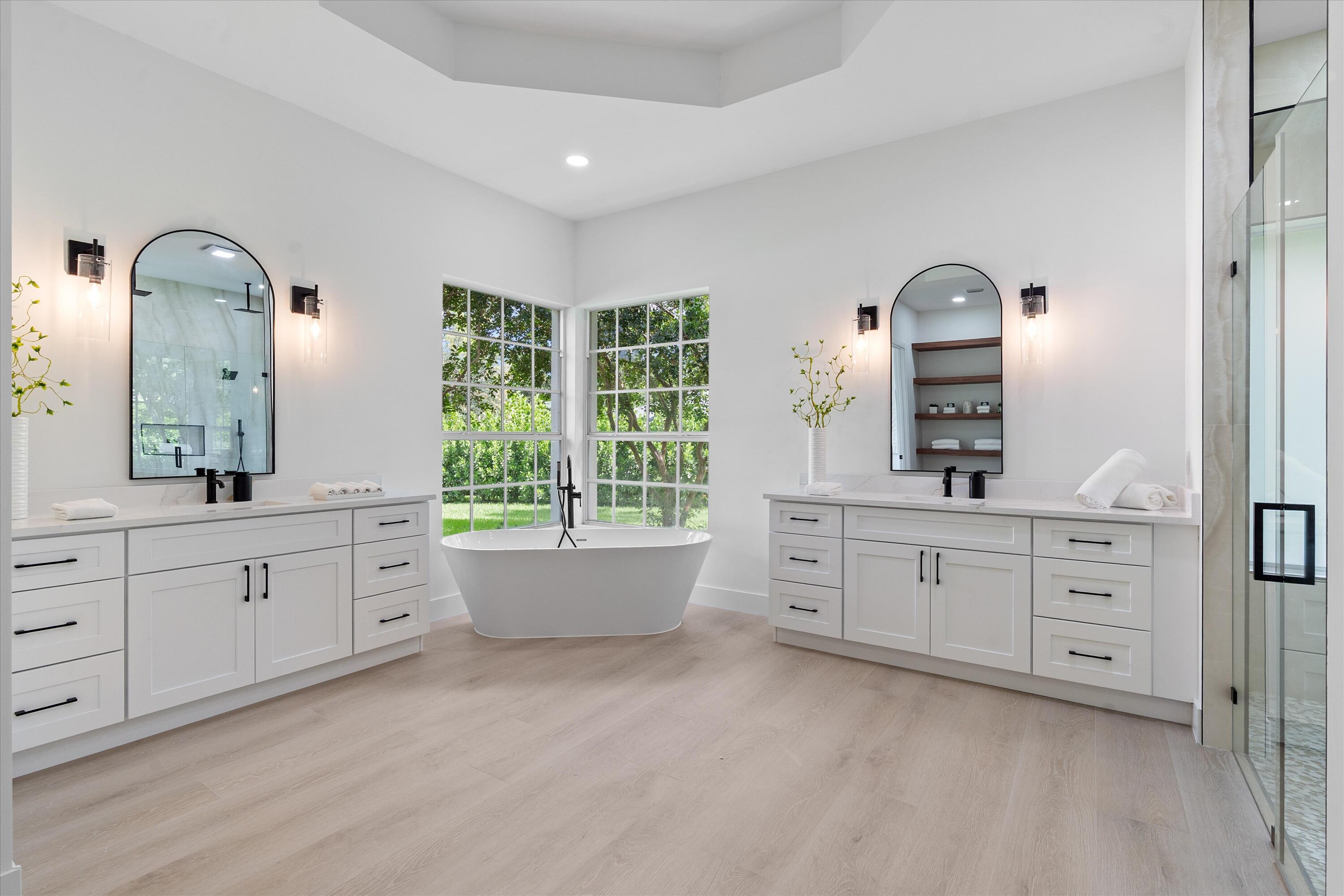 728 Deerwood Court