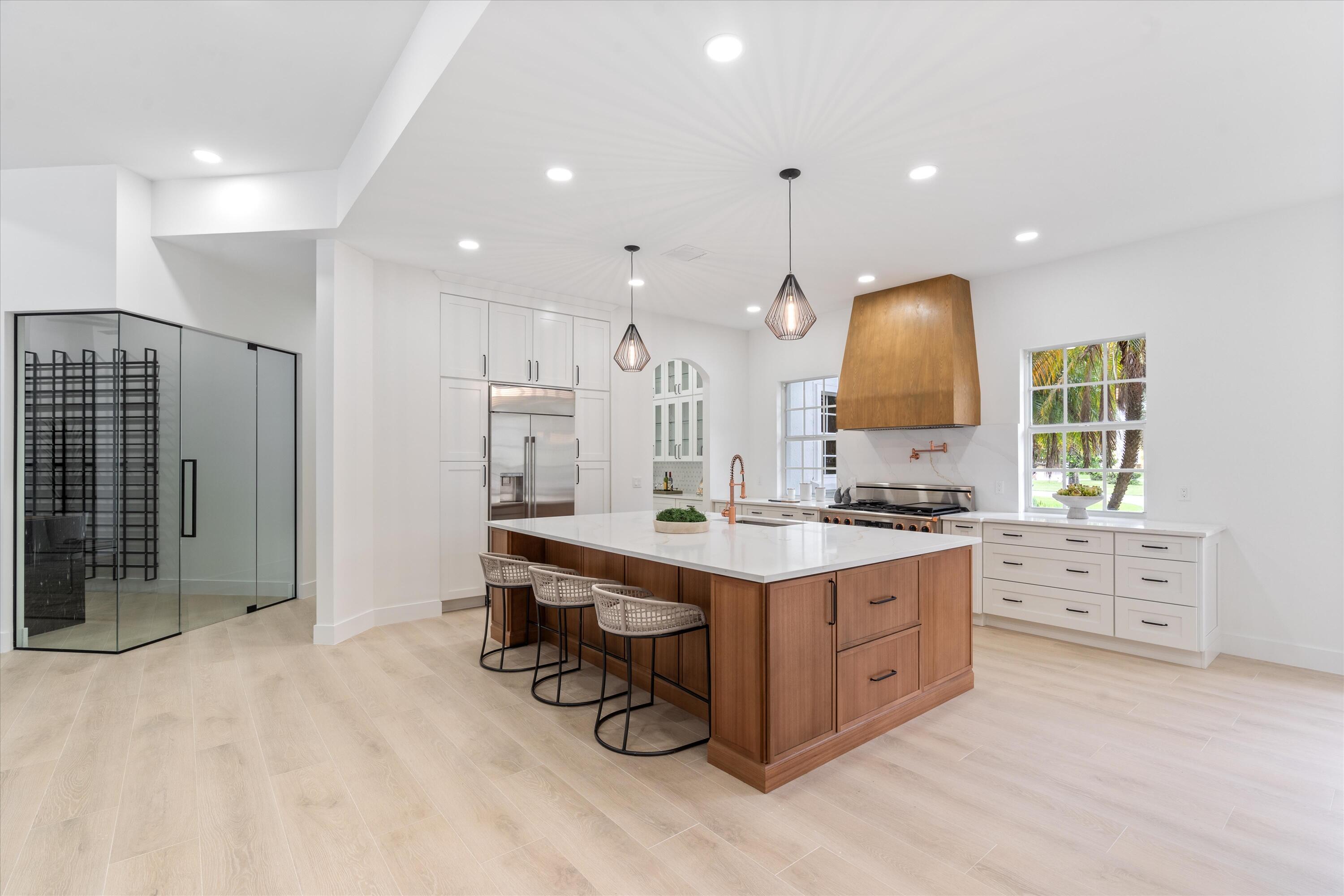 728 Deerwood Court