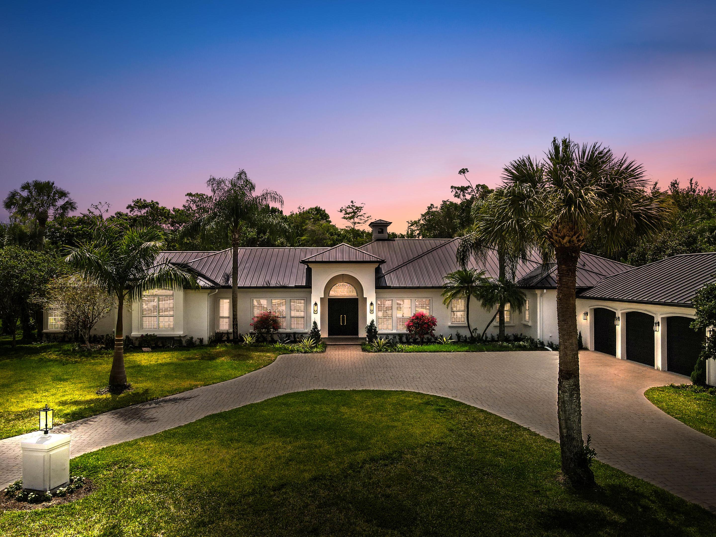 728 Deerwood Court