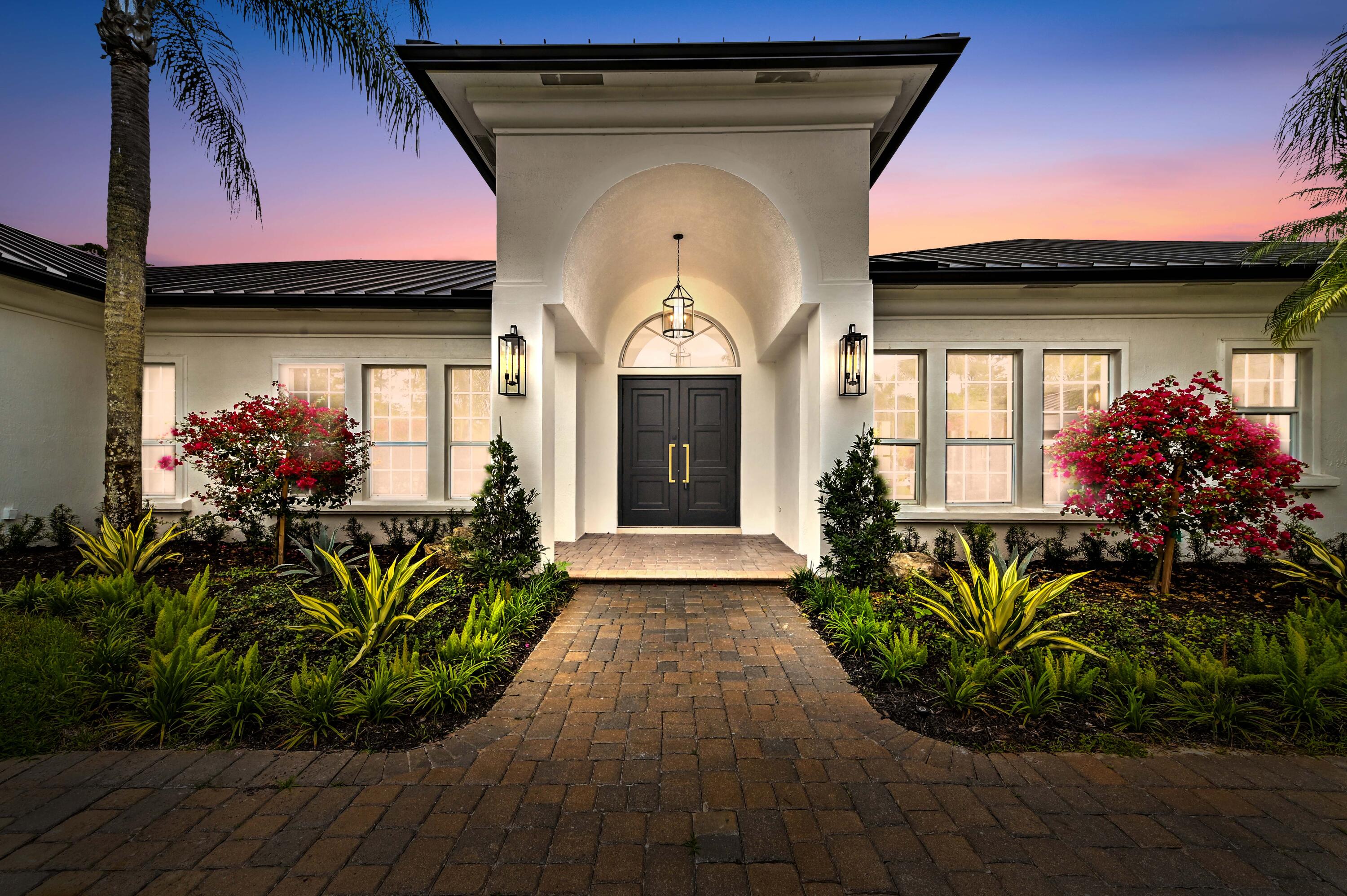 728 Deerwood Court