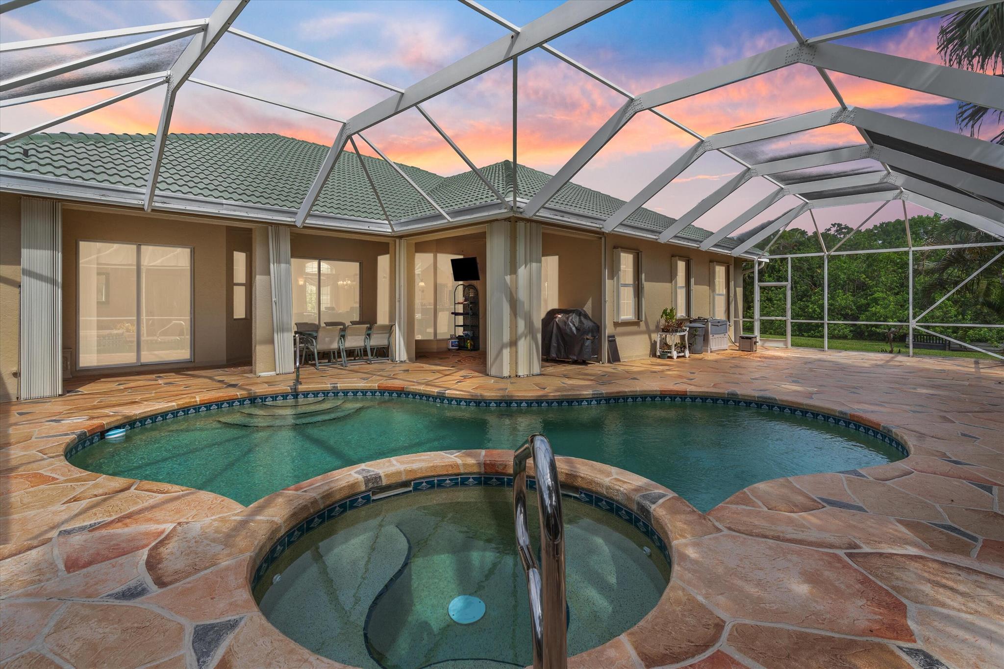 15268 75th Avenue N Avenue N