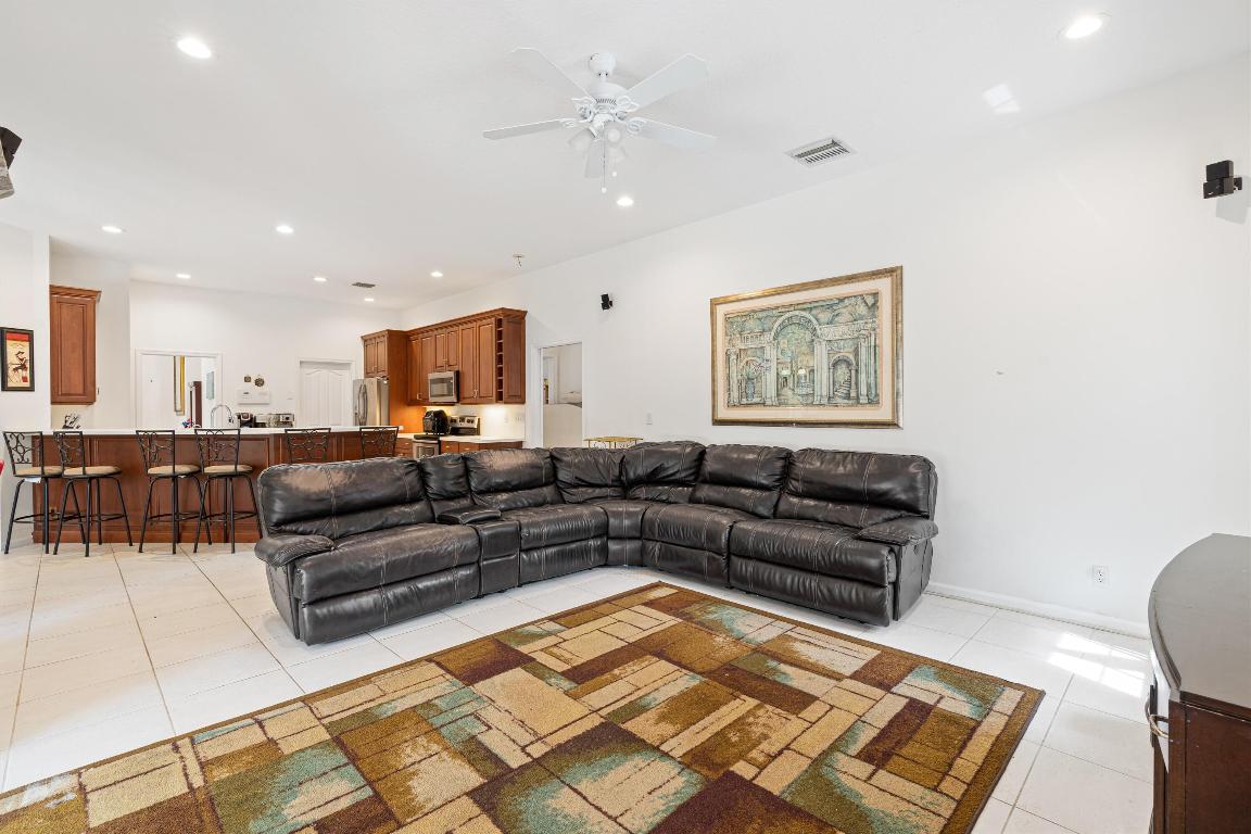 15268 75th Avenue N Avenue N