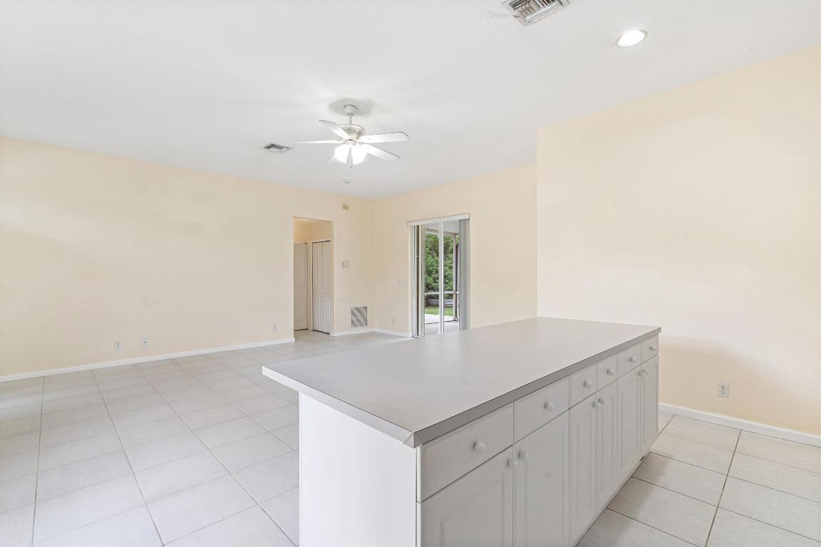 15268 75th Avenue N Avenue N