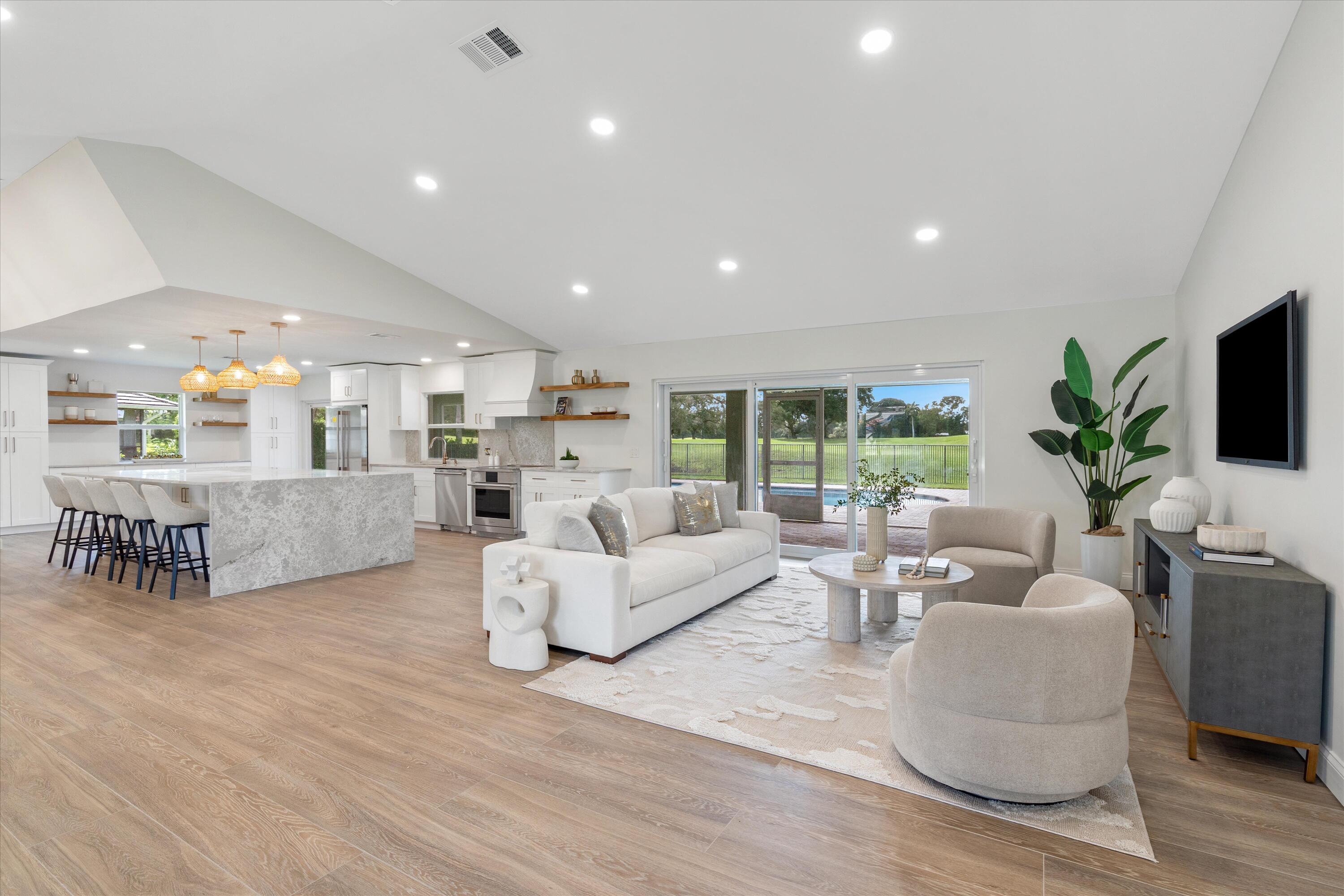 1395 Pine Valley Drive