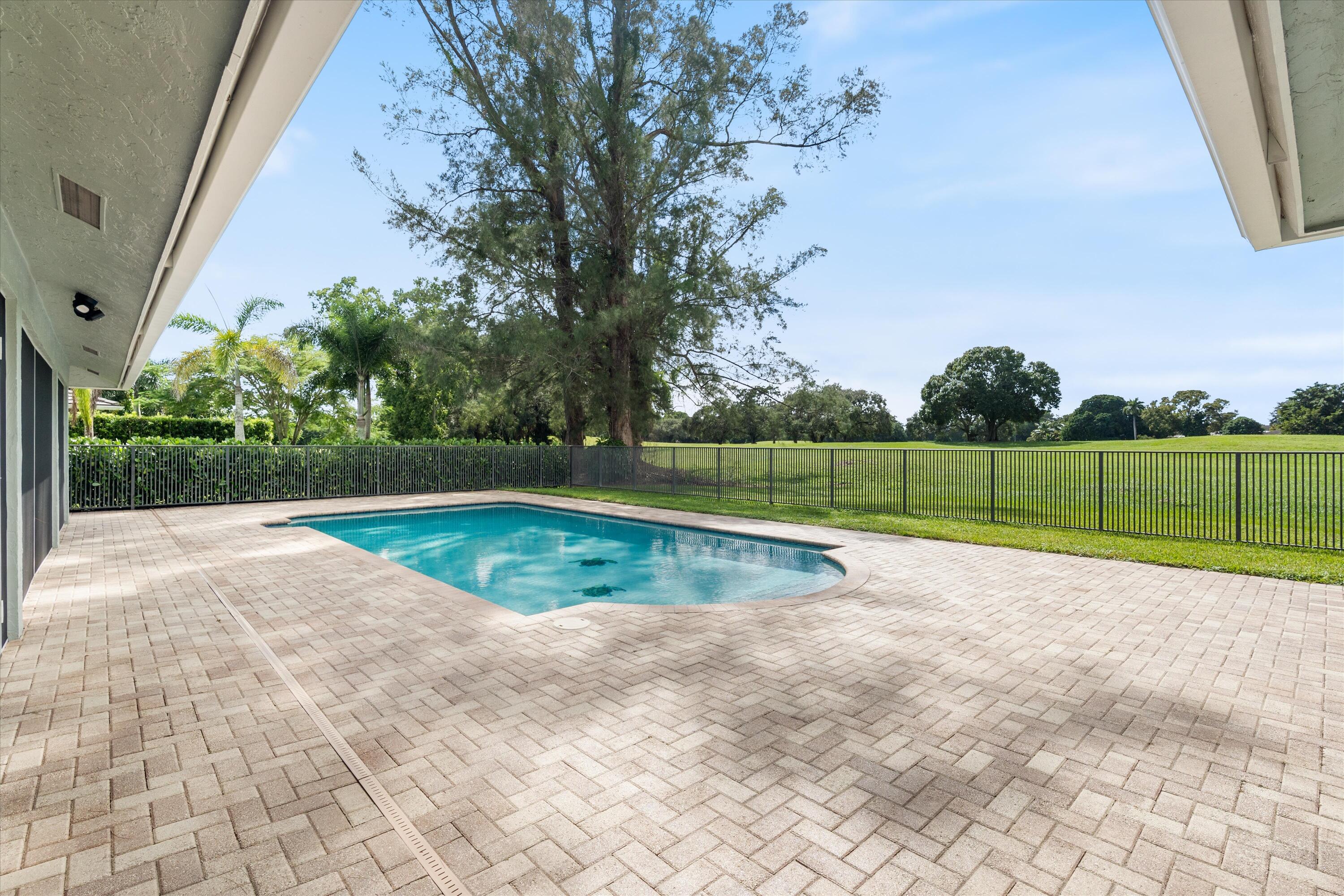 1395 Pine Valley Drive