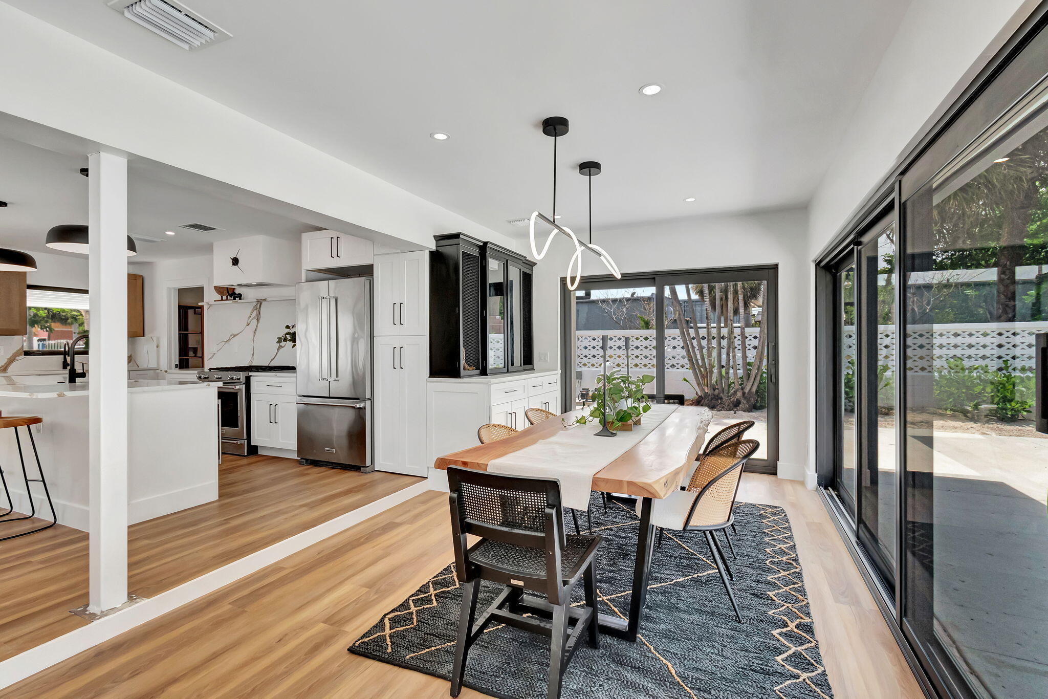 625 Las Palmas Park
