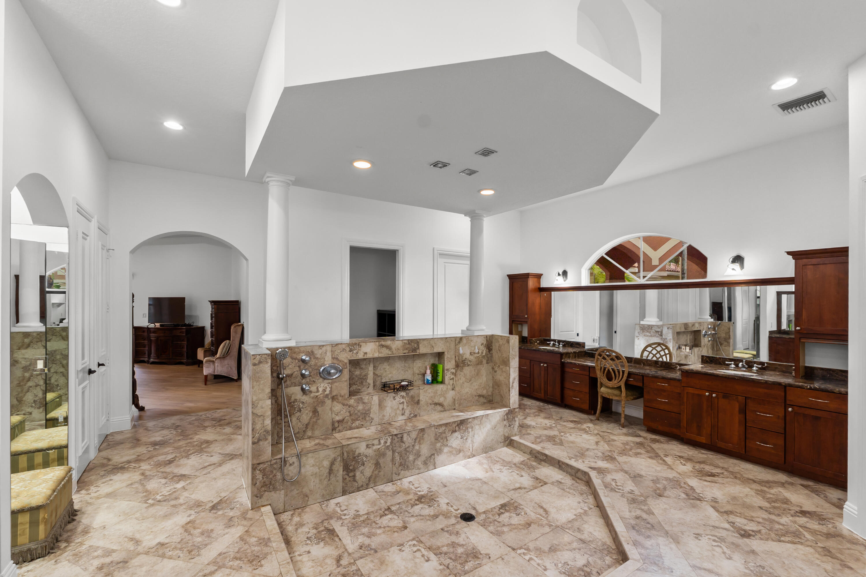 14471 Paddock Drive