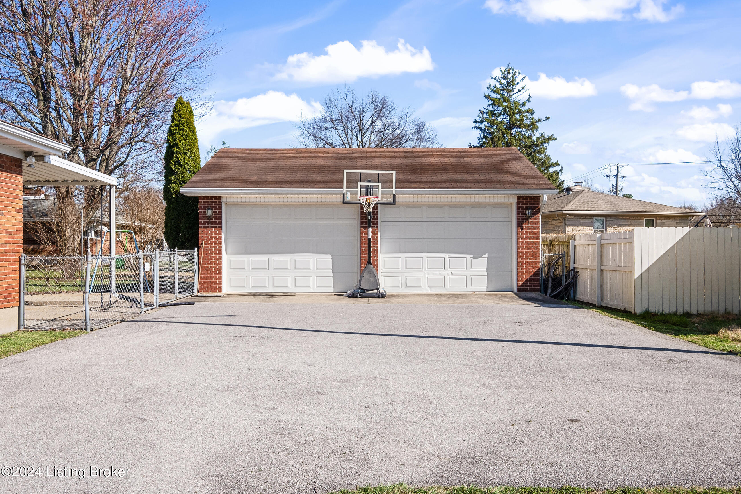 7907 Shepherdsville Rd