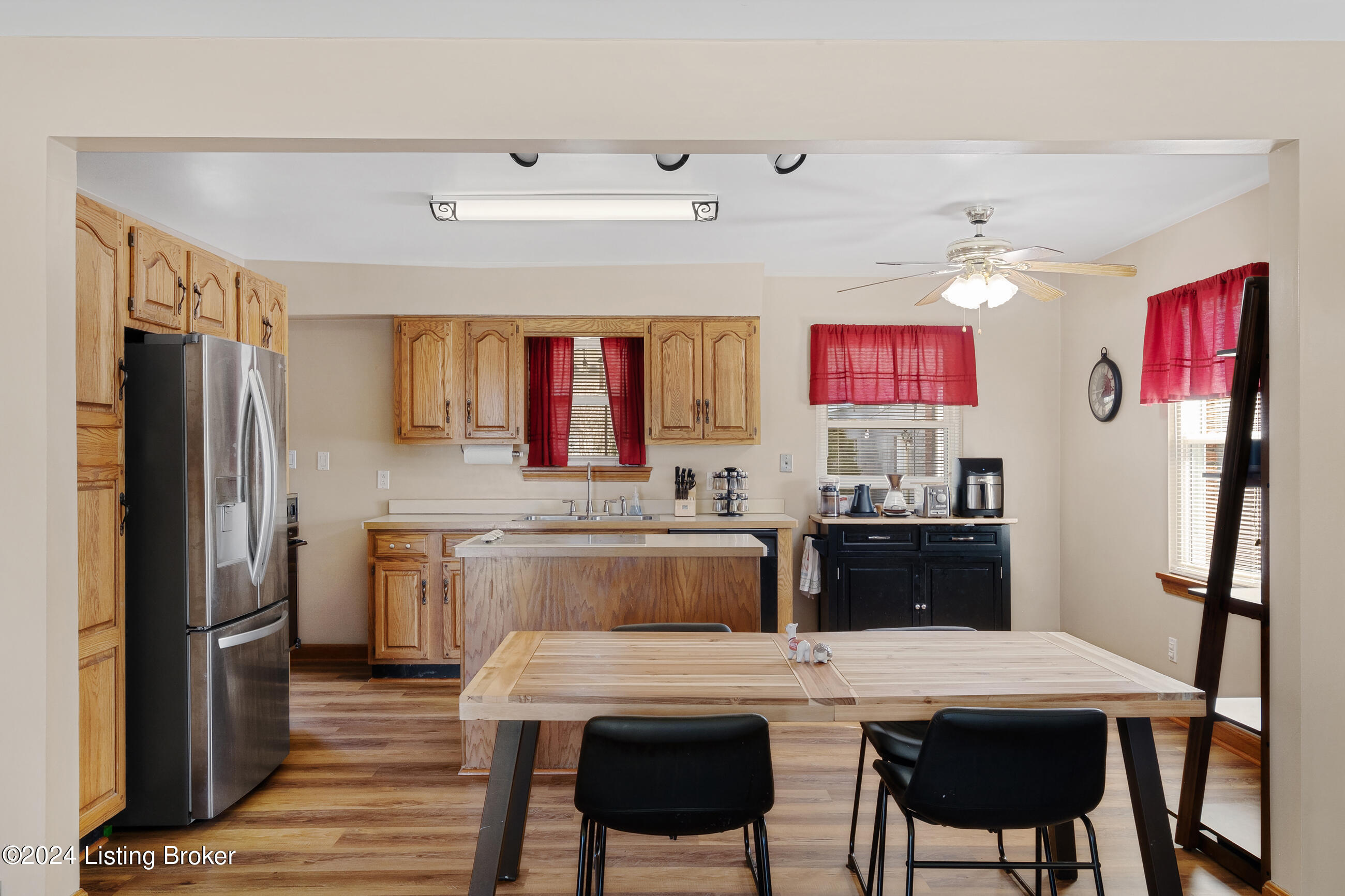 7907 Shepherdsville Rd