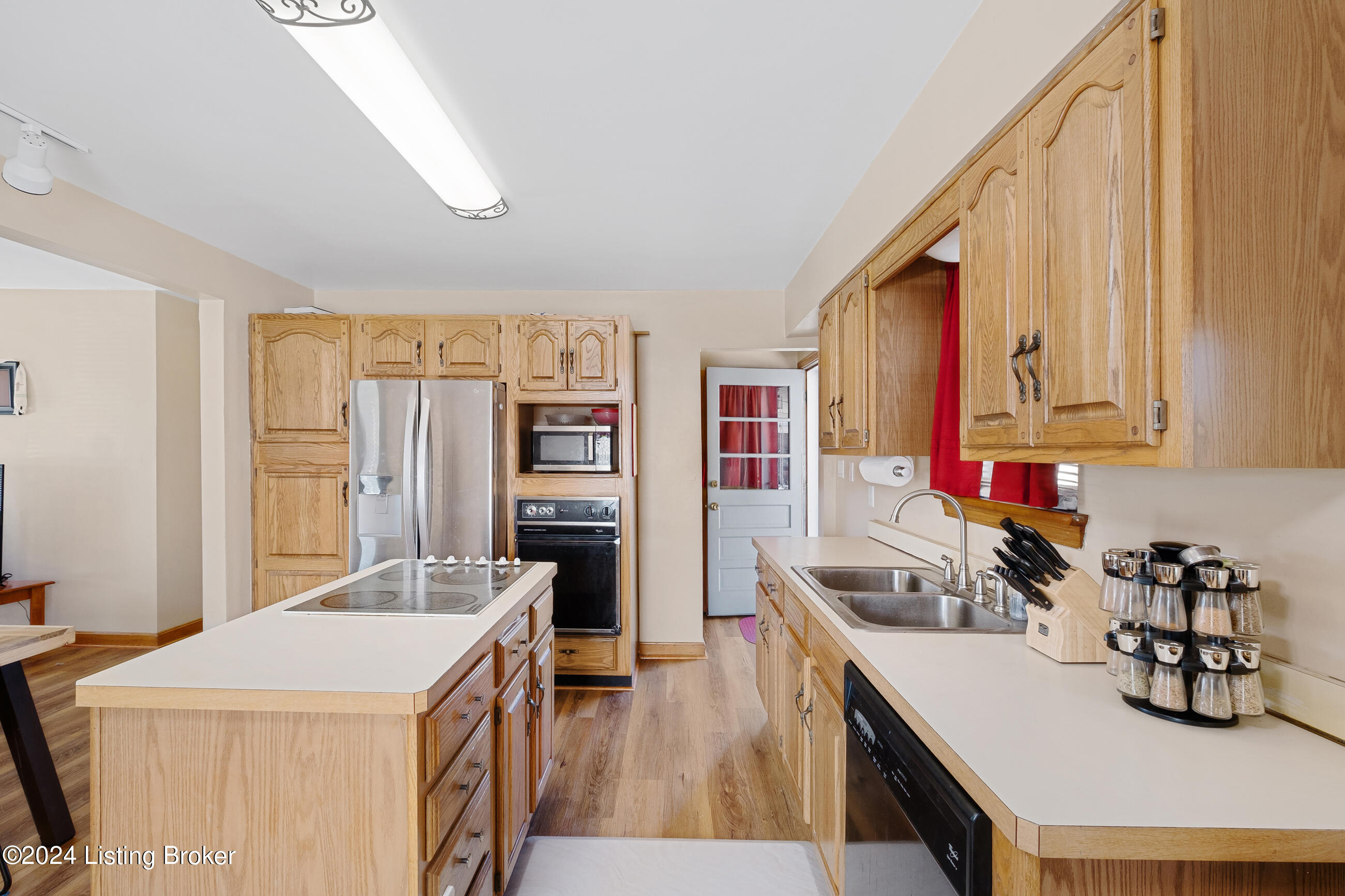 7907 Shepherdsville Rd