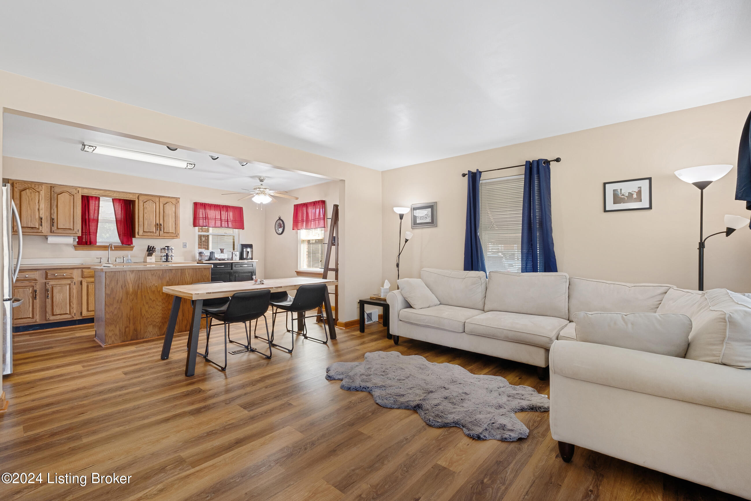 7907 Shepherdsville Rd