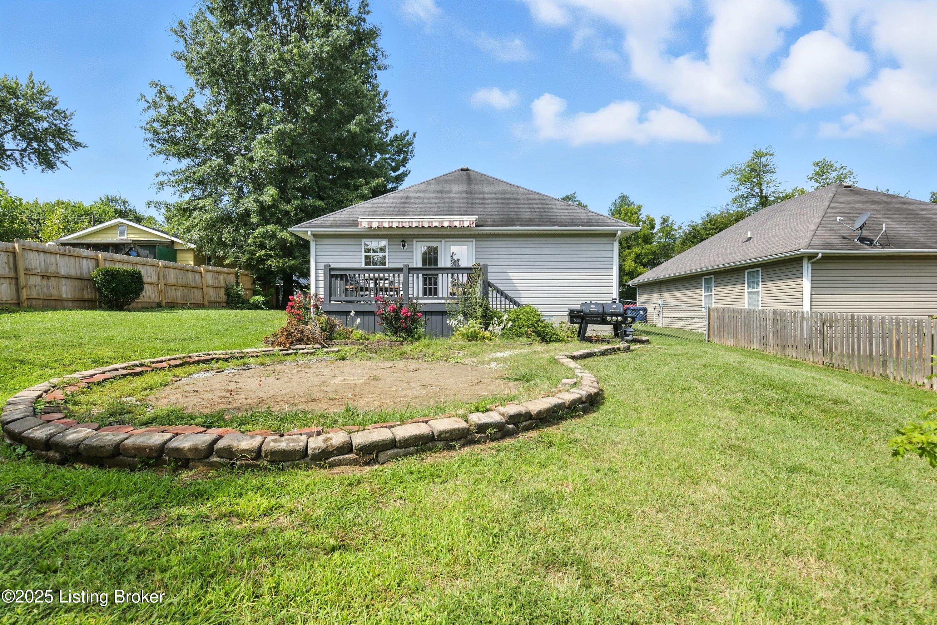 301 Stamper Ave