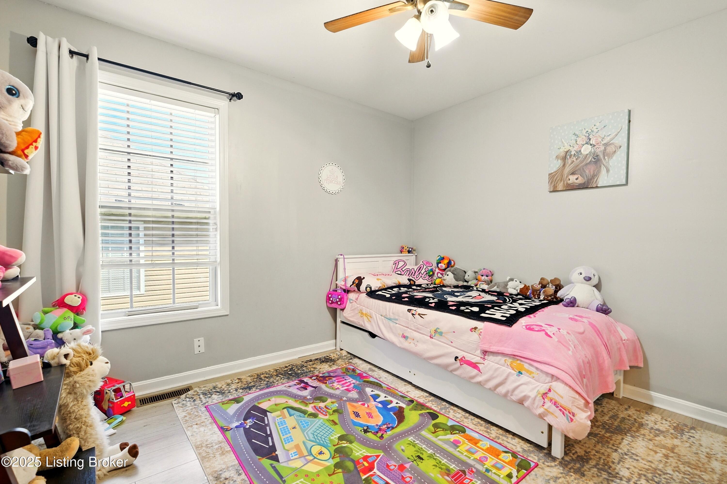 301 Stamper Ave