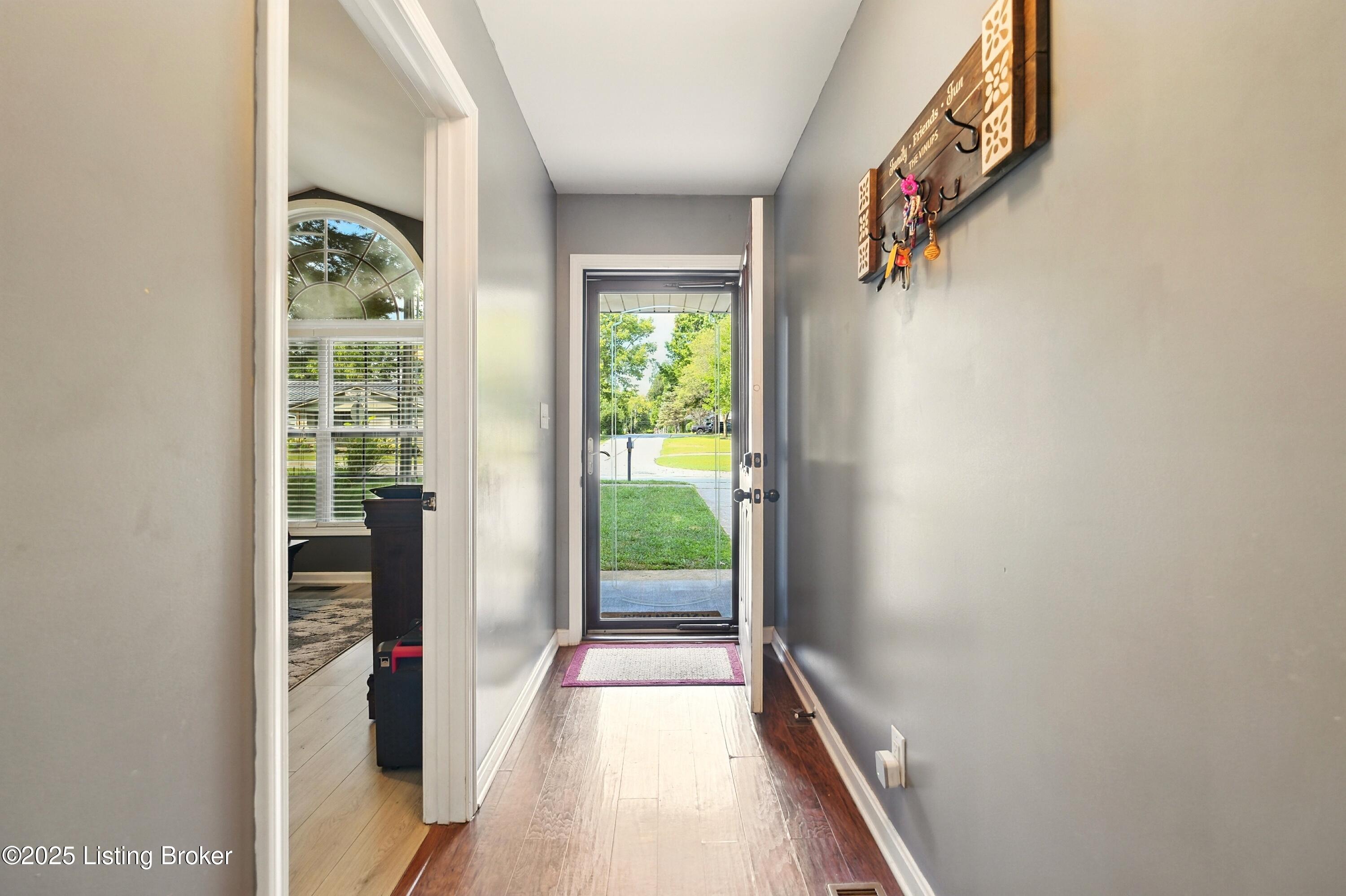 301 Stamper Ave