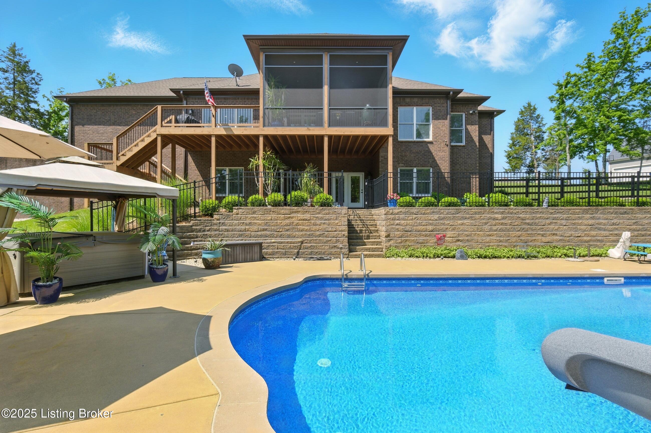 2005 Oakshade Ct