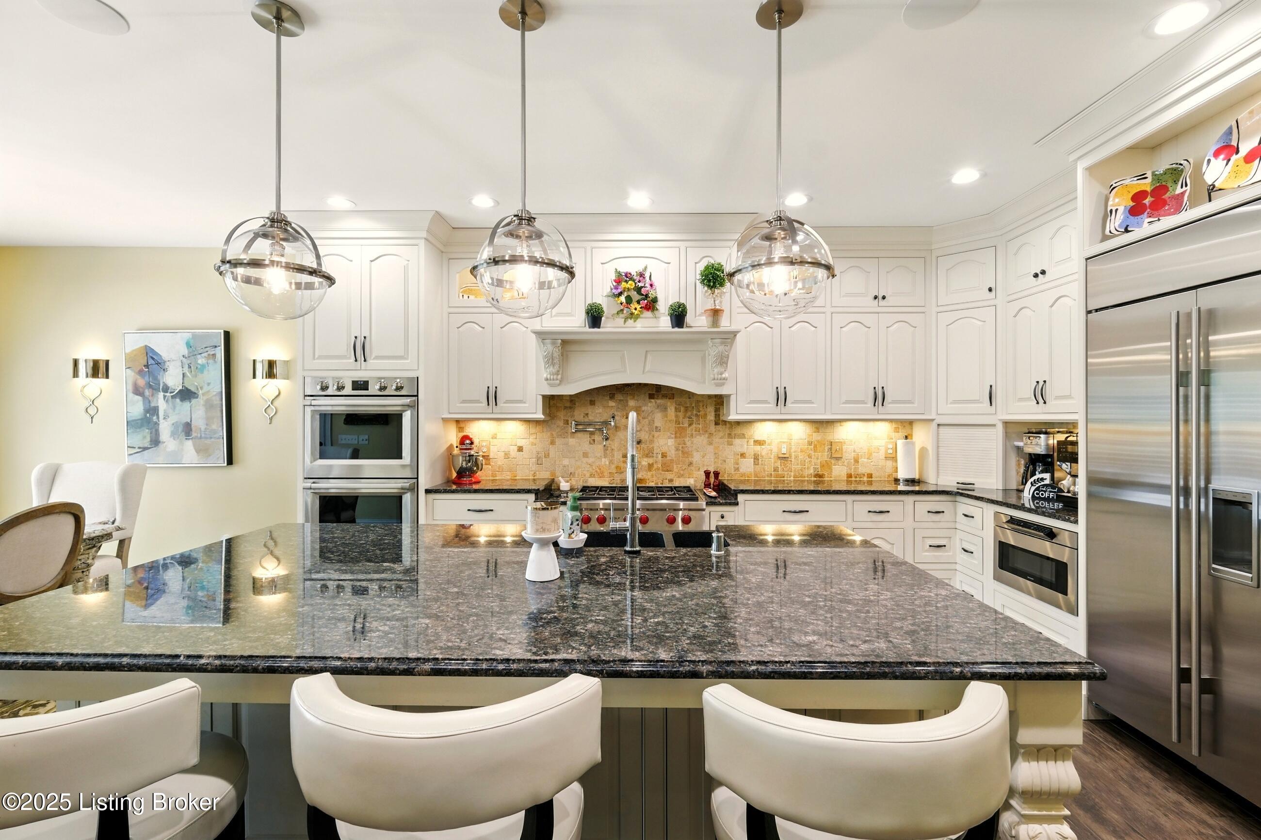 2005 Oakshade Ct