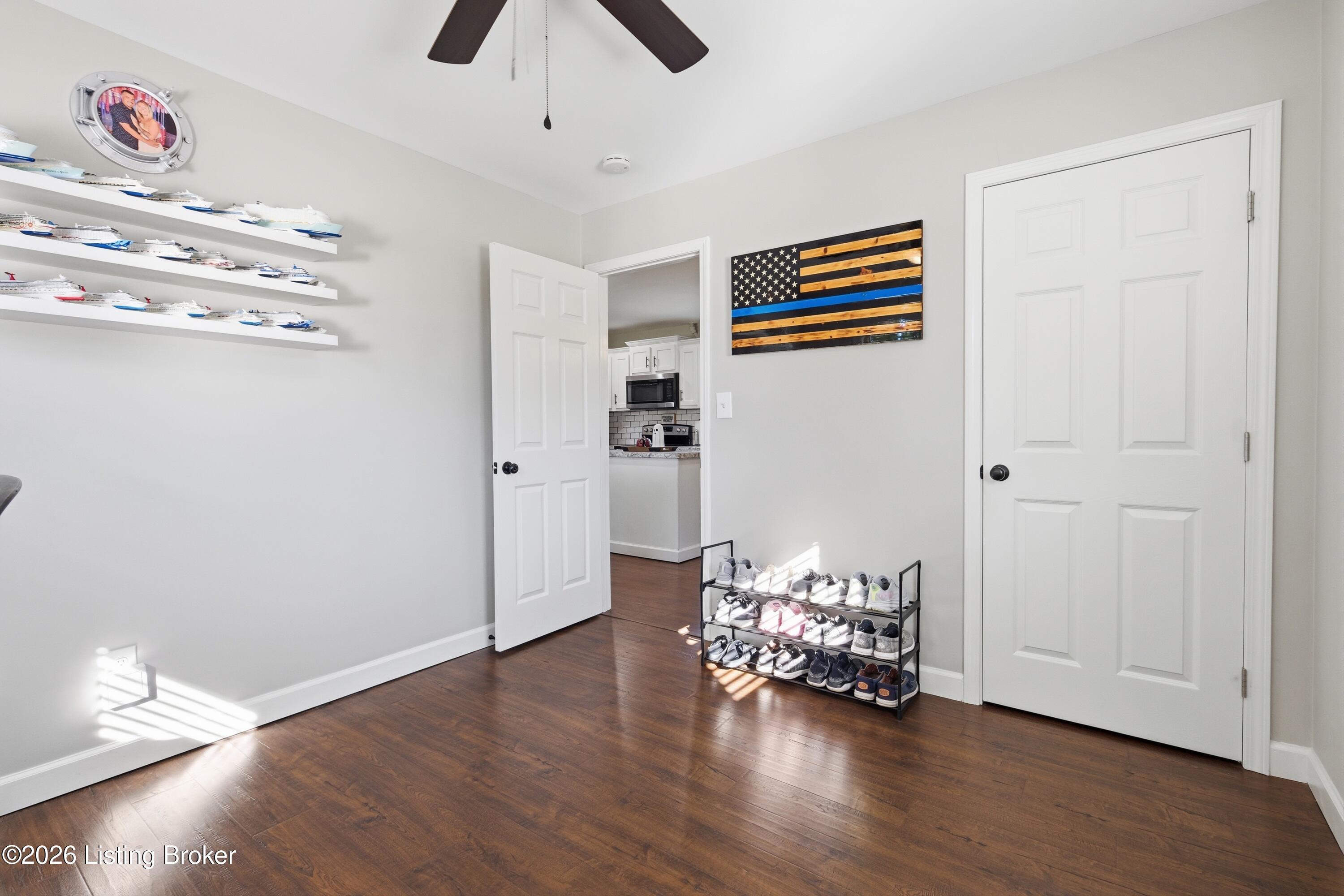 7205 Lorenzo Ln