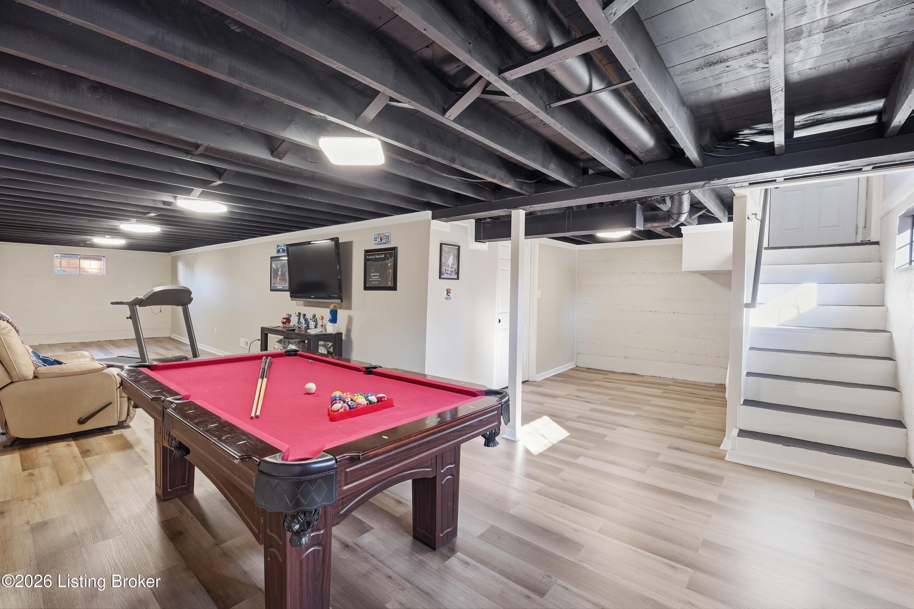 7205 Lorenzo Ln