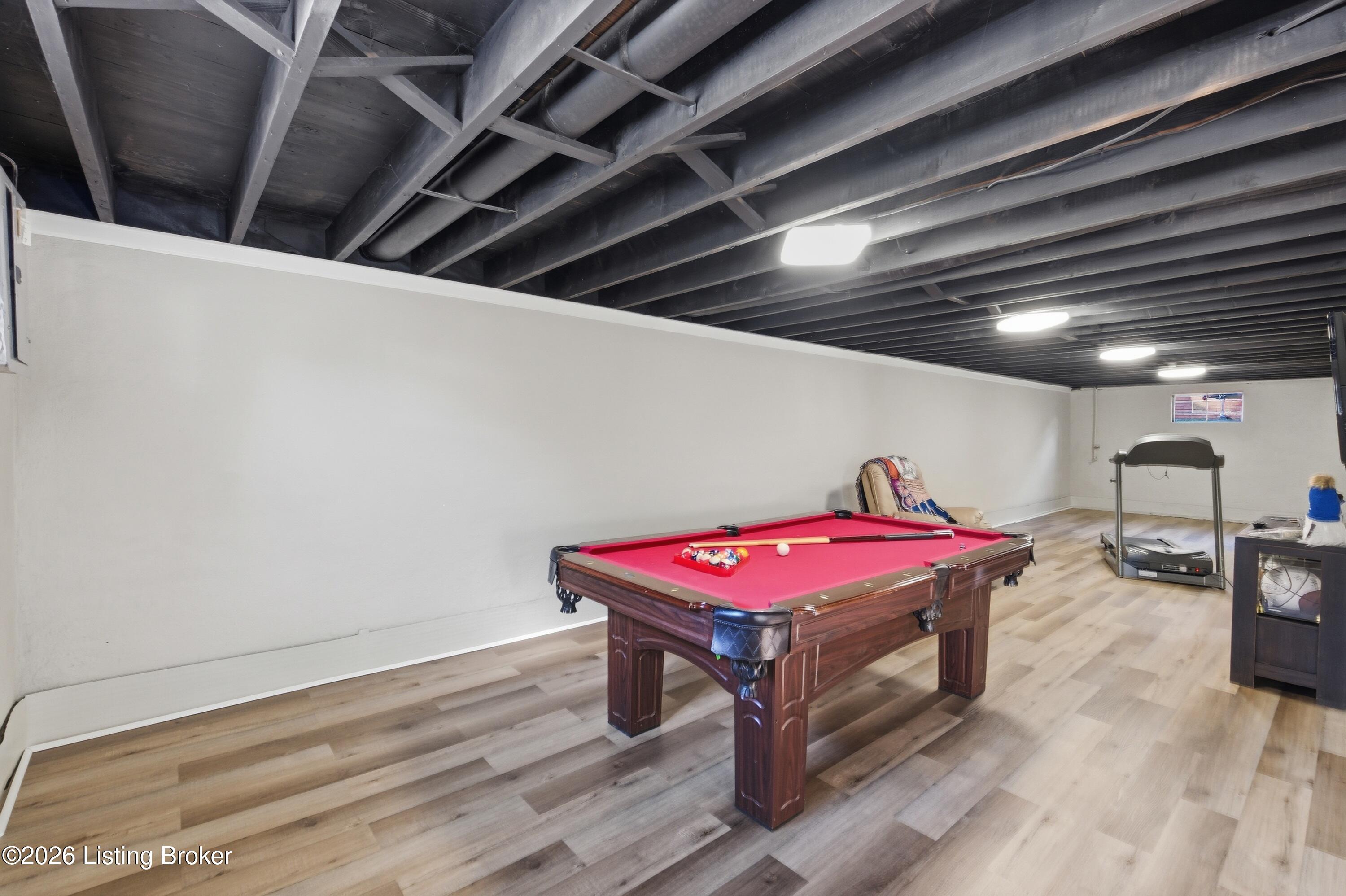 7205 Lorenzo Ln