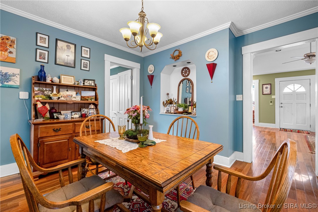 1522 E Market Street