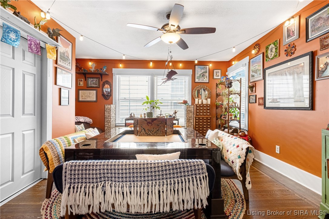 1522 E Market Street