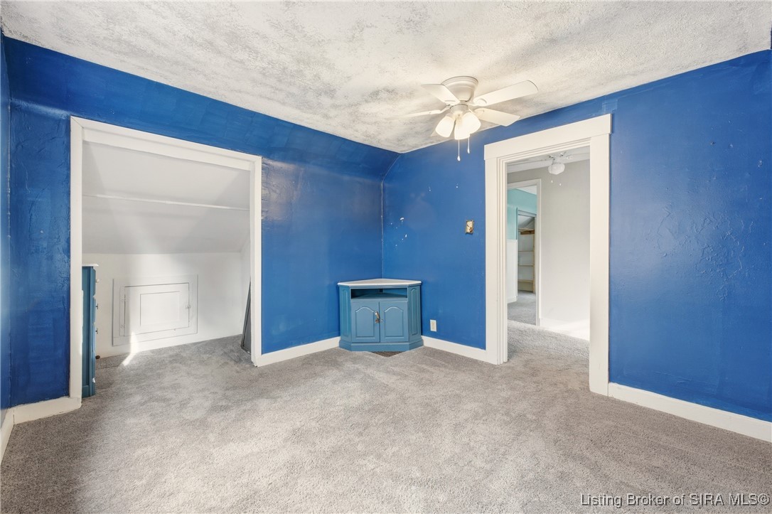 1324 Roosevelt Avenue