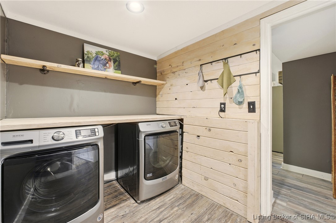 1324 Roosevelt Avenue