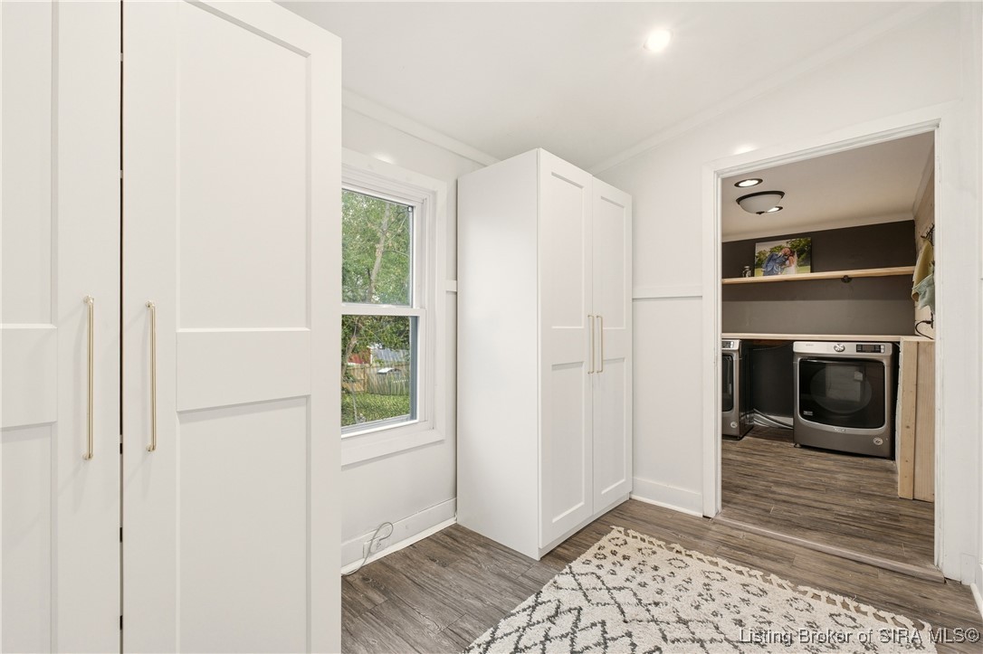 1324 Roosevelt Avenue