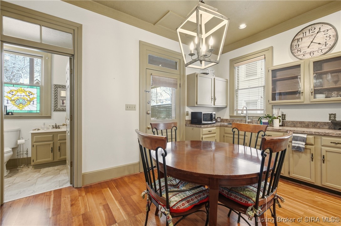 209 W Market Street