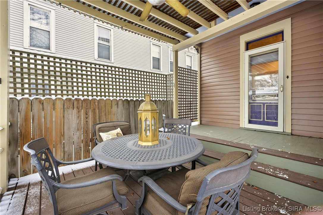 209 W Market Street