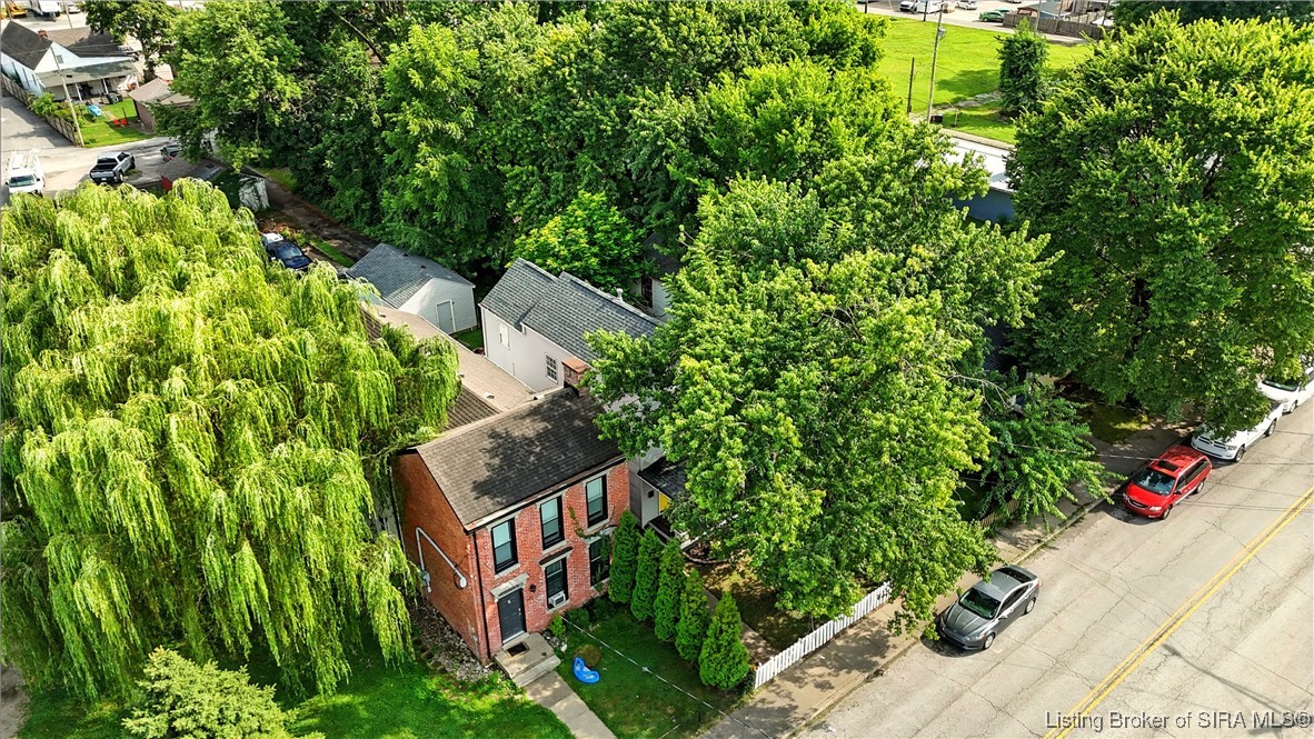613 W Market Street