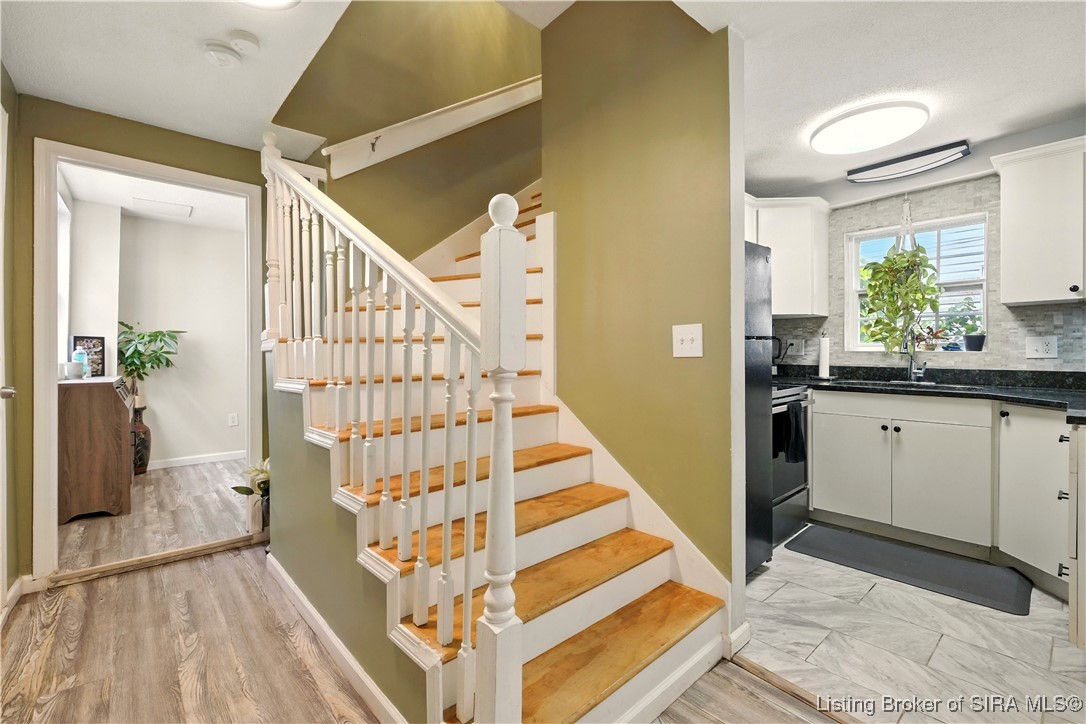 613 W Market Street