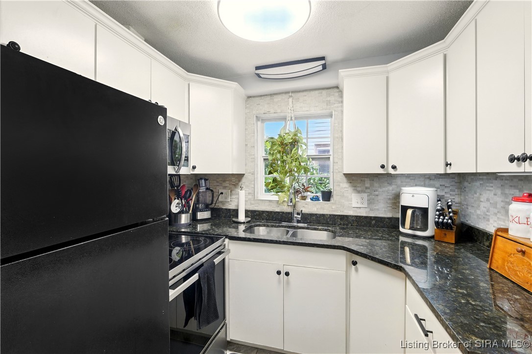 613 W Market Street