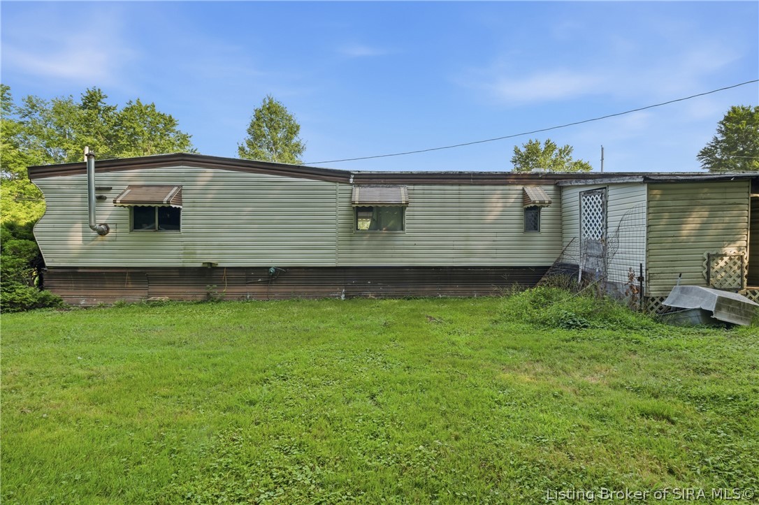 19604 Lakeview Drive