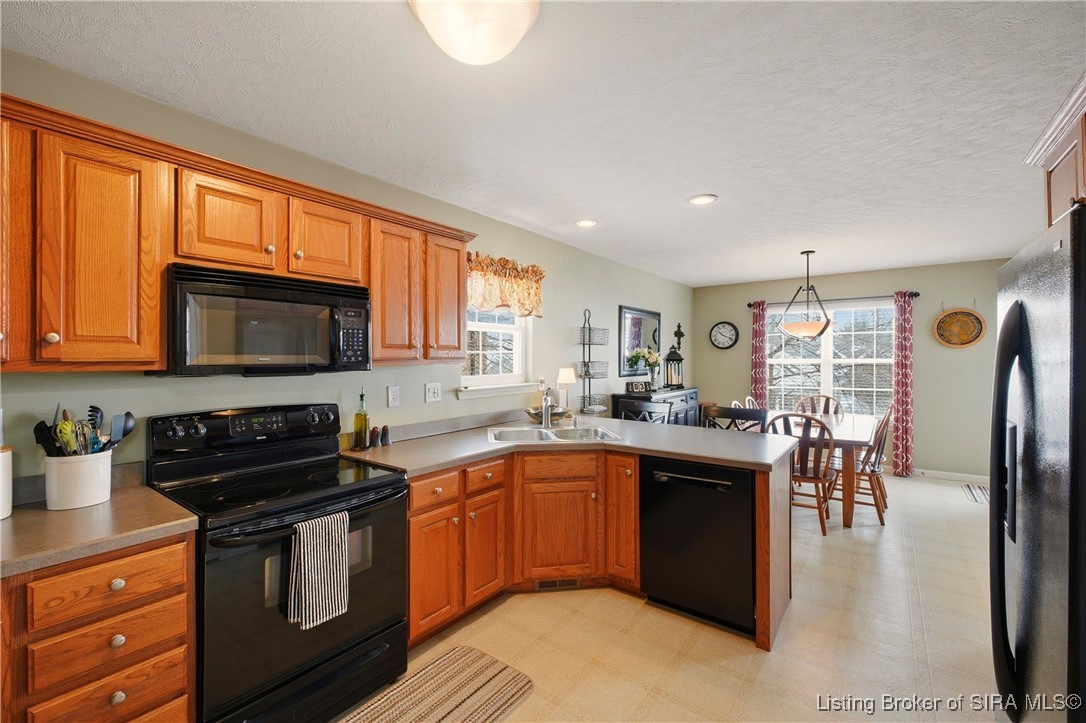 3808 Laurens Circle