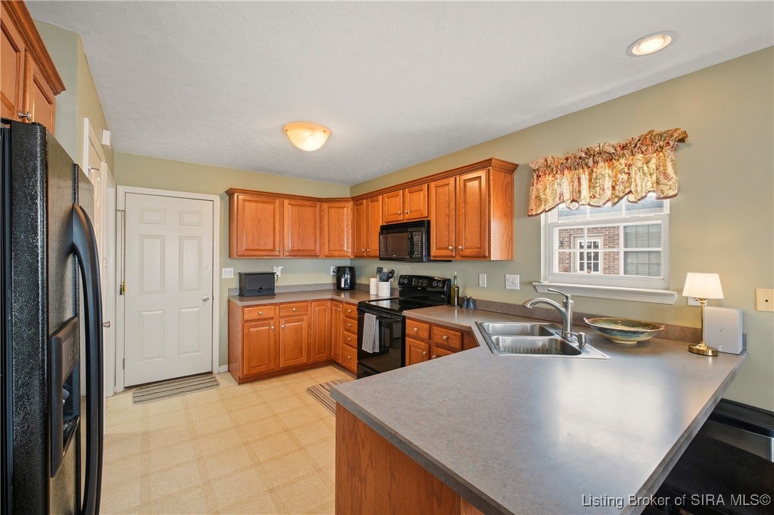 3808 Laurens Circle