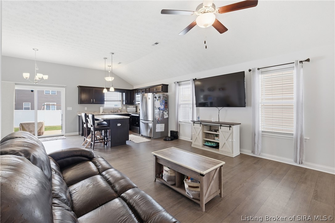 8014 Lucas Lane