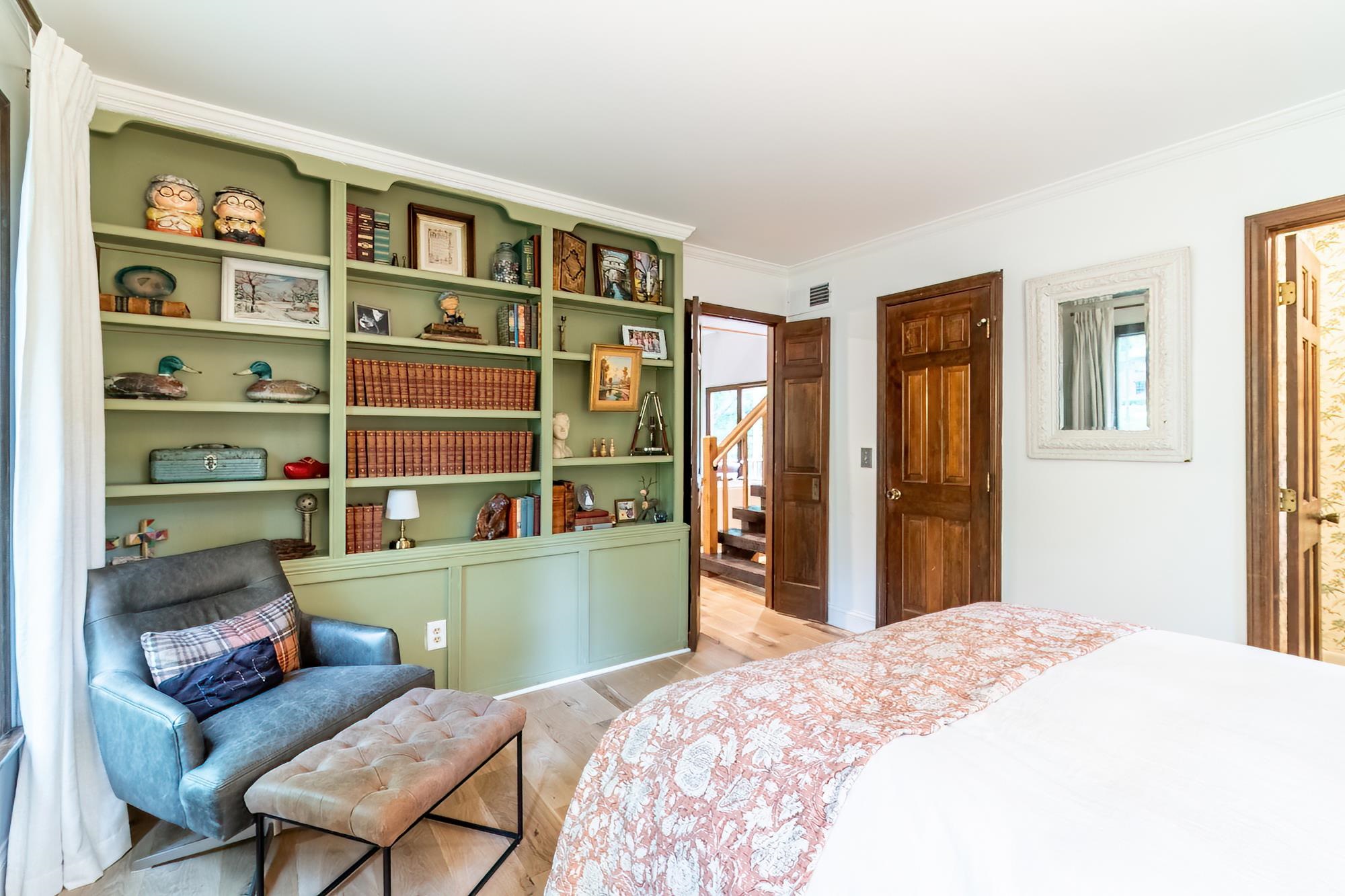 15520 Woodbrook Trail