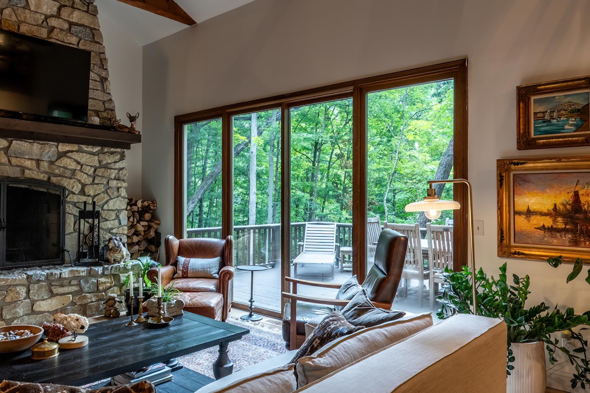 15520 Woodbrook Trail