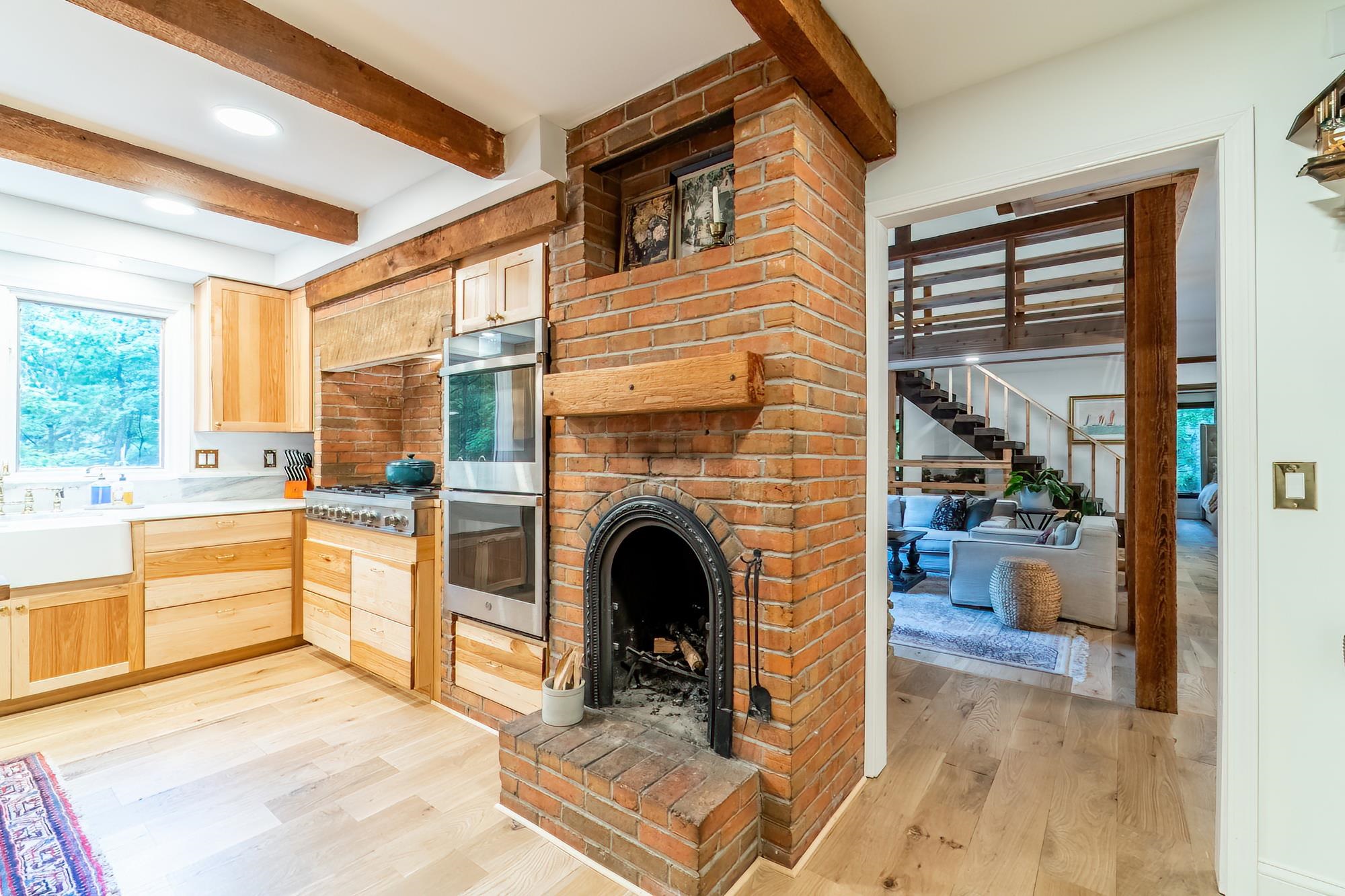 15520 Woodbrook Trail