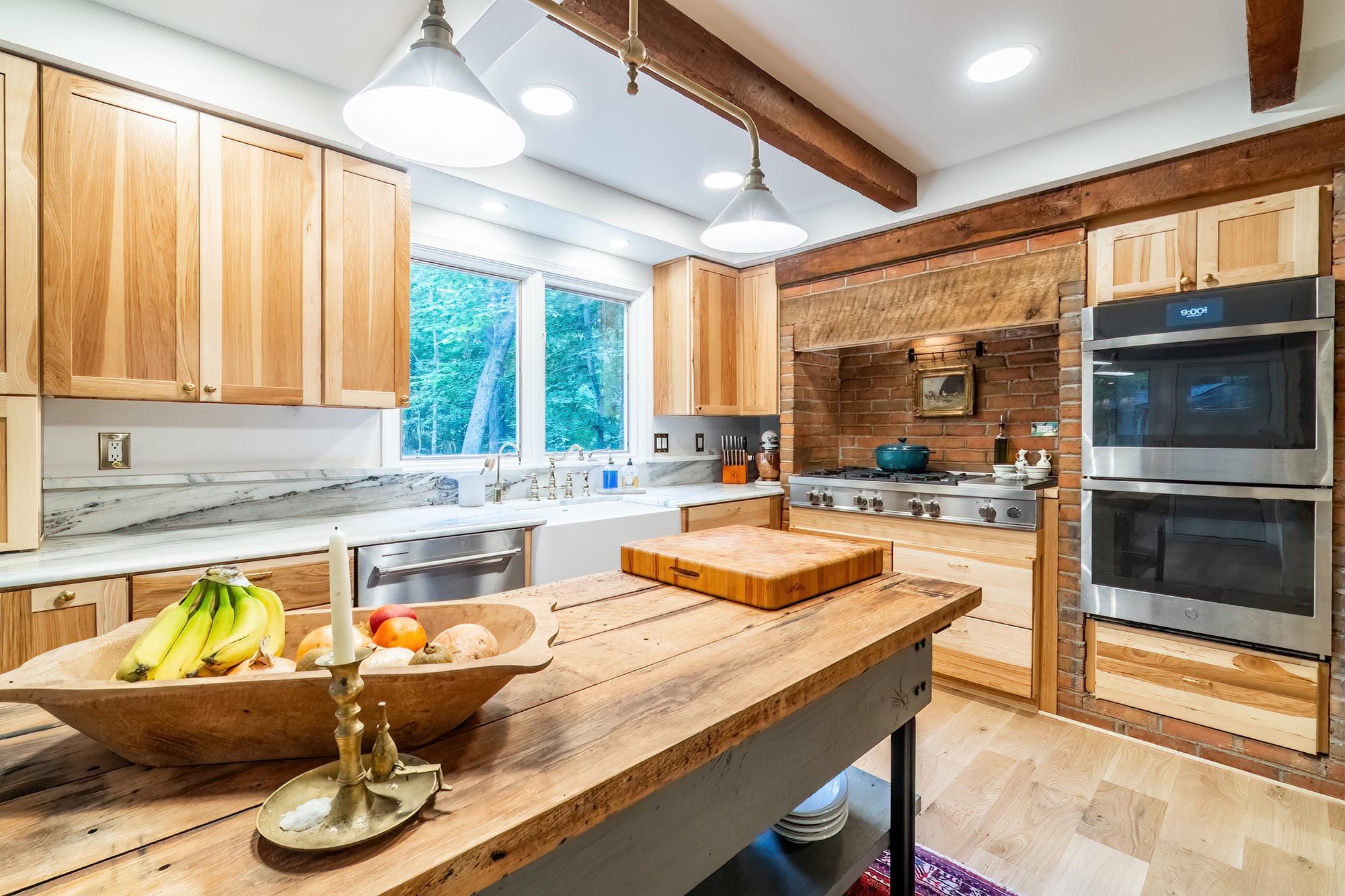15520 Woodbrook Trail